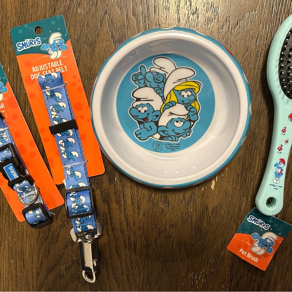 Smurfs Pet Bowl and Accessories Set